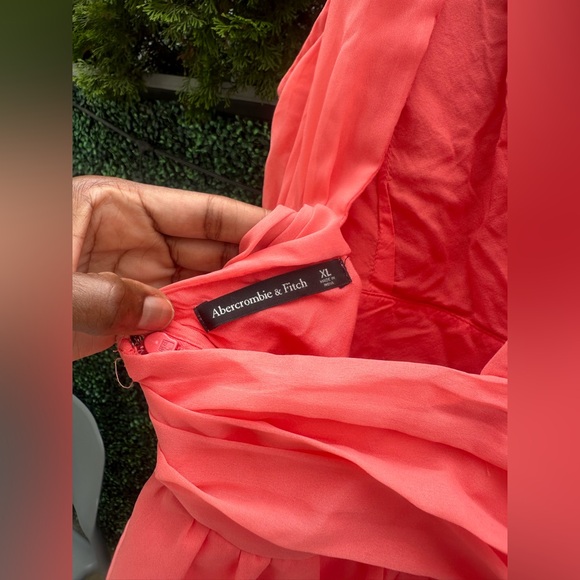 Abercrombie & Fitch Deep Plunge Mini Dress in Coral - Picture 4 of 4